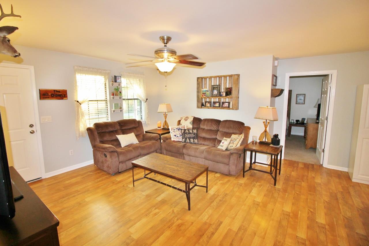 3975 Beasleys Bend Road Lebanon, TN 37087 - Photo 6 of 25 a living room with furniture and a wooden floor