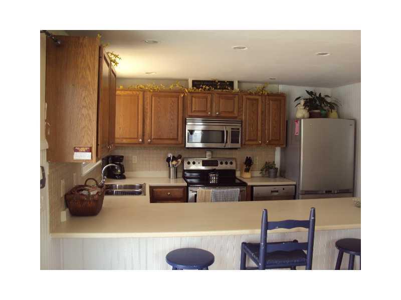 51 Sandy Hill Road South Portland, ME 04106 - Photo 15 of 27 Kitchen.