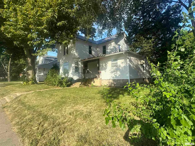 $950 | 405 South Main Street, Morton, IL 61550