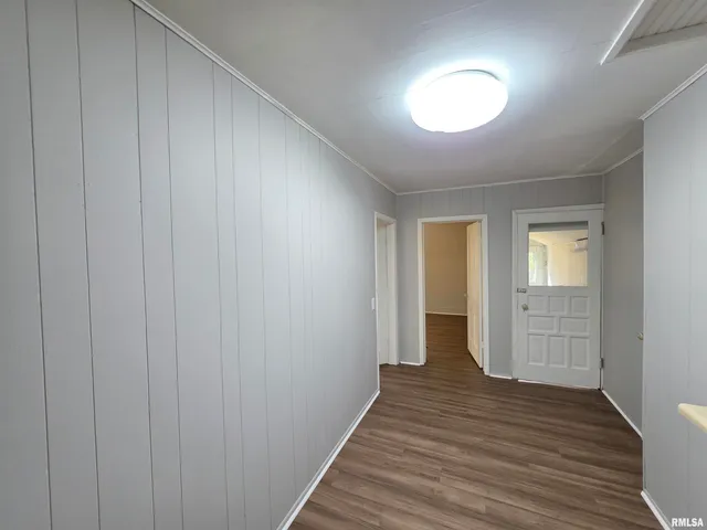 $950 | 405 South Main Street, Morton, IL 61550