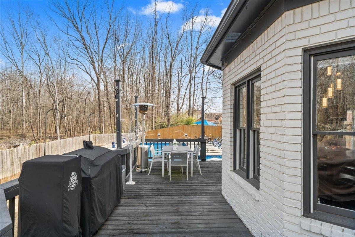 1804 Lisson Lane Collierville, TN 38017 - Photo 17 of 35 a view of a patio with table and chairs