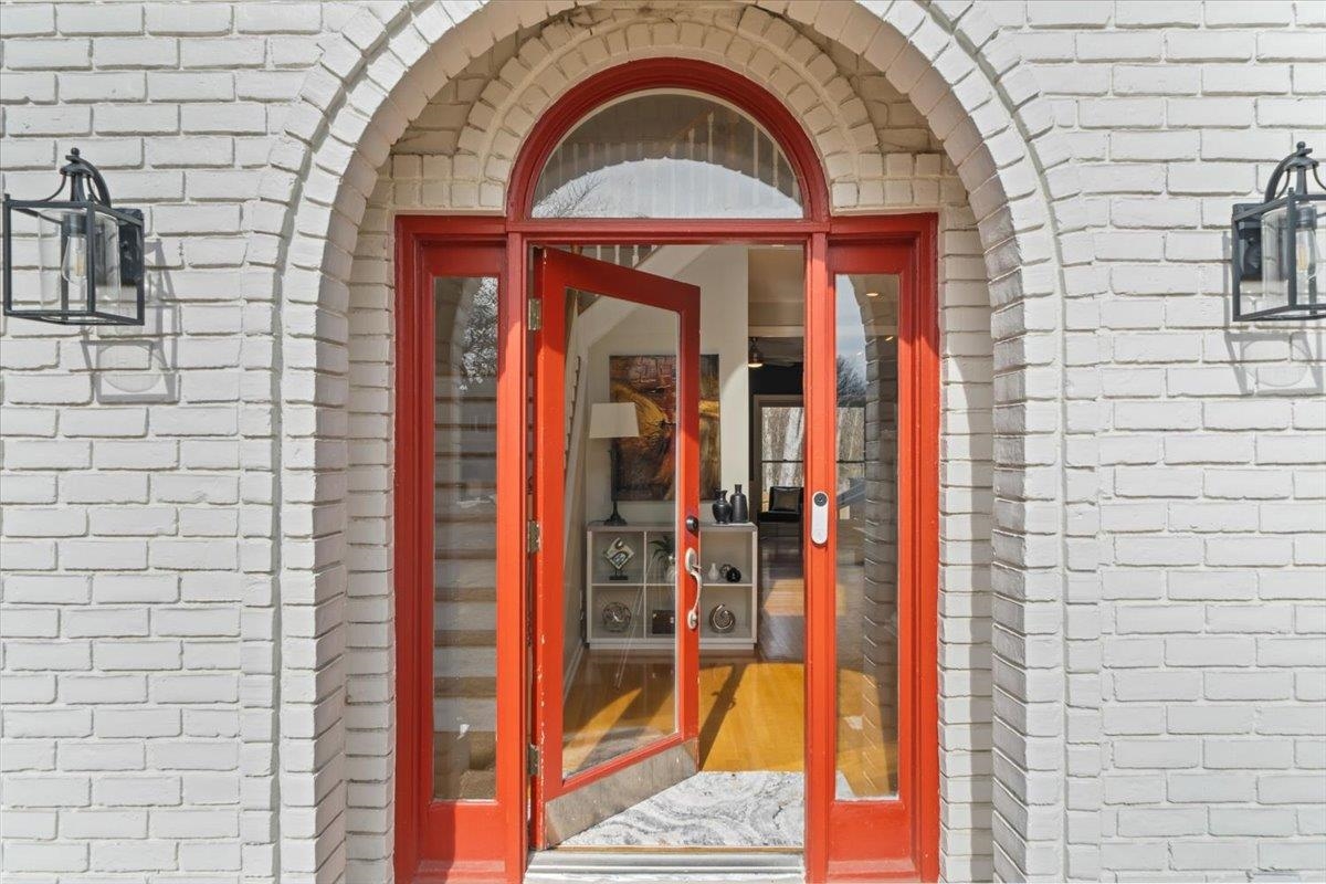 1804 Lisson Lane Collierville, TN 38017 - Photo 5 of 35 a view of a door of the building