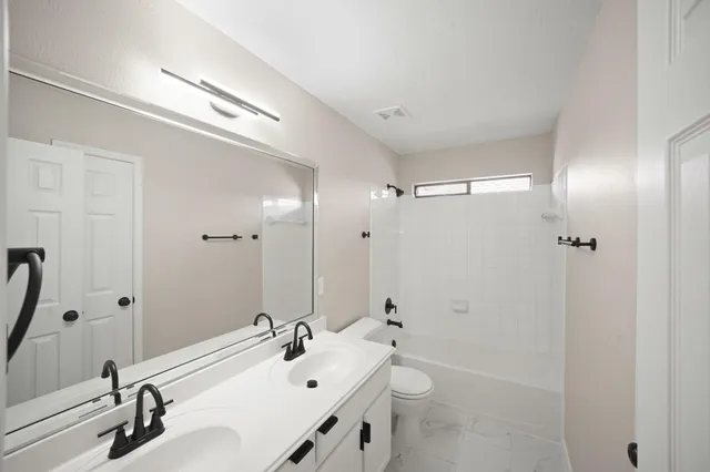 $3,850 | 714 Coggins Point Way, Sugar Land, TX 77479