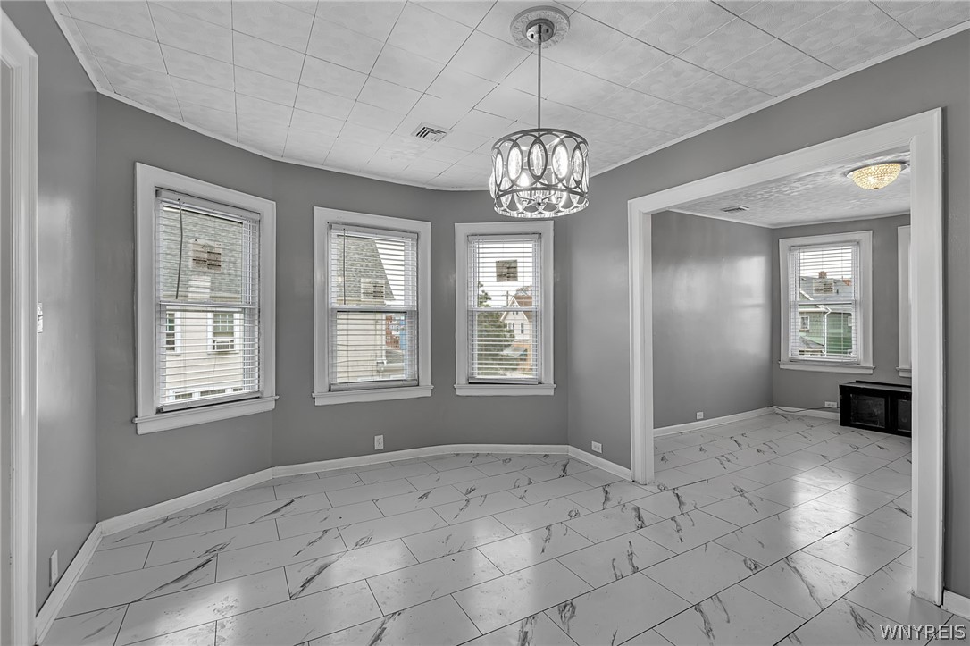 375 Military Road Buffalo, NY 14207 - Photo 9 of 42