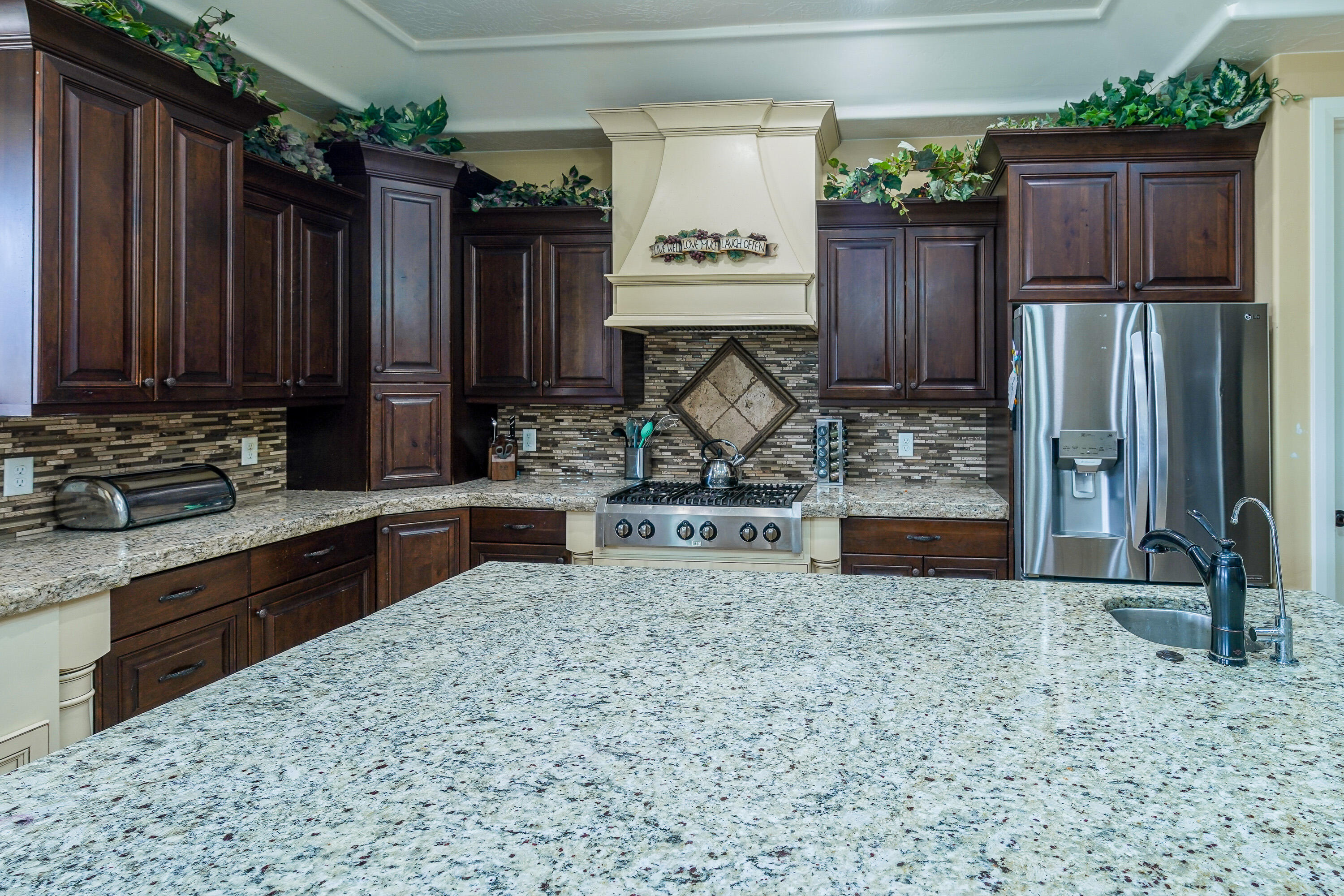 3683 South 2640 West St. George, UT 84790 - Photo 14 of 41 DSC03182-HDR