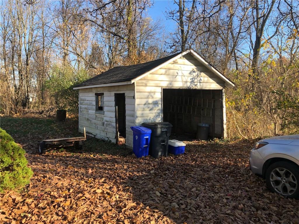 22 Matchette Road Clinton, PA 15026 - Photo 3 of 13 detached garage