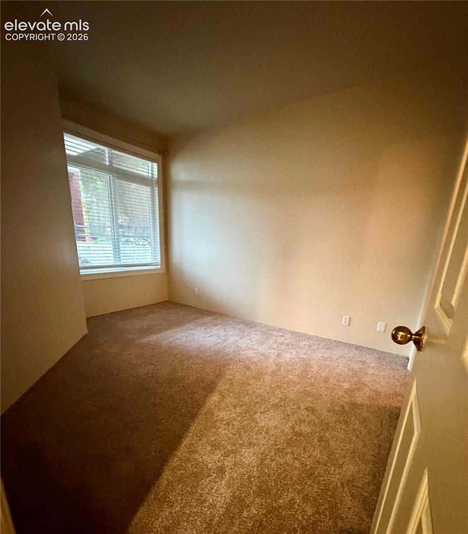 175 West Cheyenne Road Colorado Springs, CO 80906 - Photo 15 of 18