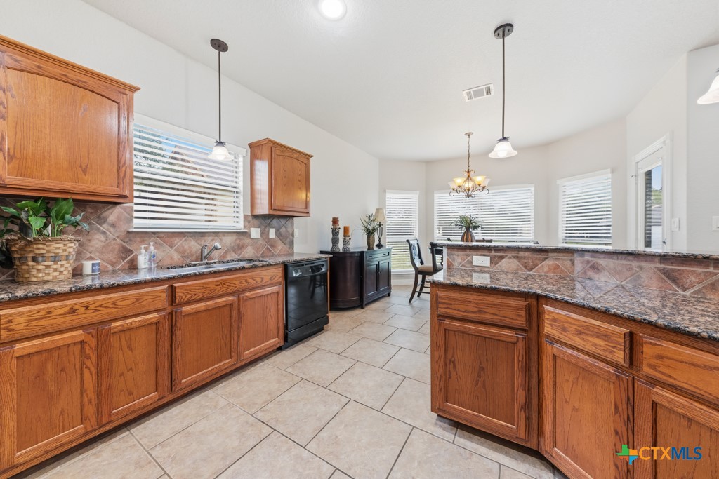 1211 Mossy Hollow Road Spring Branch, TX 78070 - Photo 11 of 25 Gallery Image 11