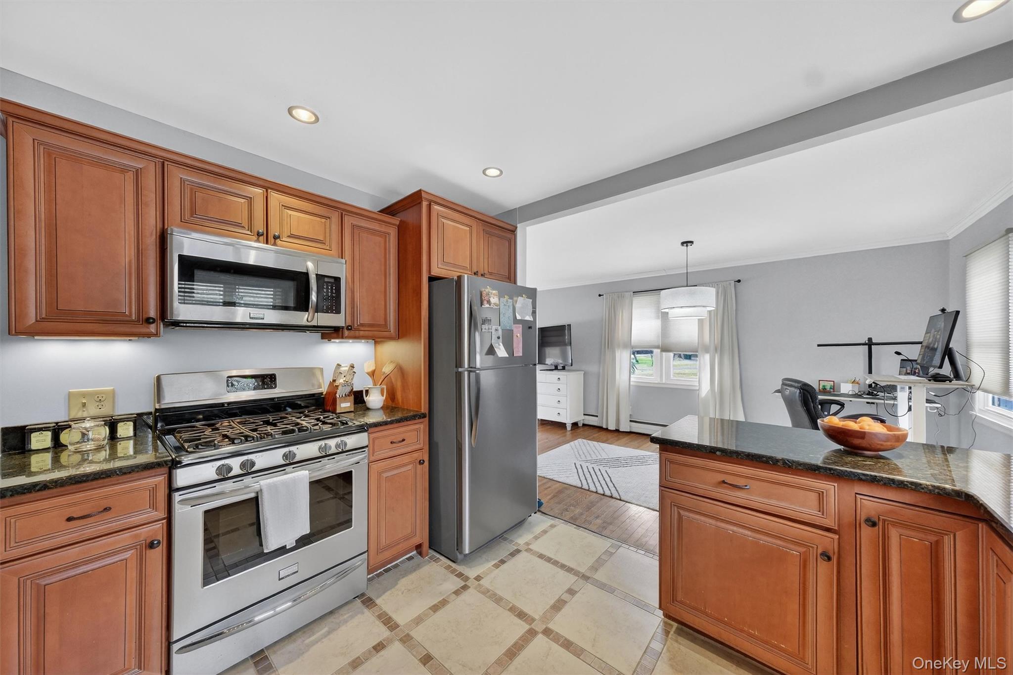 274 Morgan Hill Road Hurley, NY 12443 - Photo 8 of 39