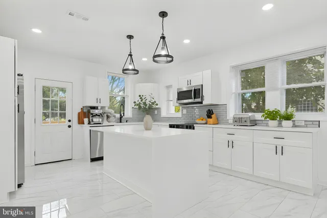 $424,900 | 7313 Limekiln Pike, Philadelphia, PA 19138