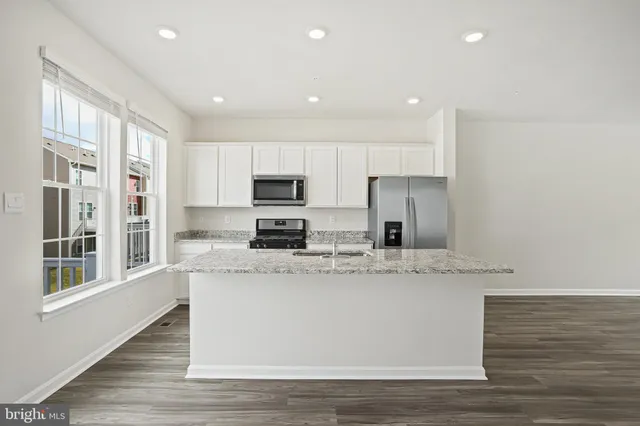 $2,400 | 1264 Apollo Drive, Frederick, MD 21702