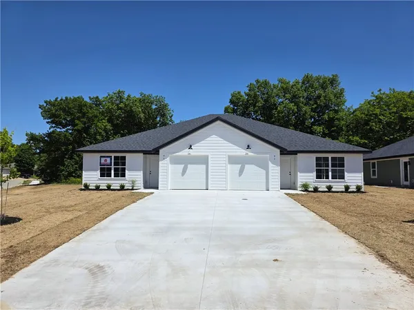 $1,650 | 93 West Rainsong Street, Farmington, AR 72730