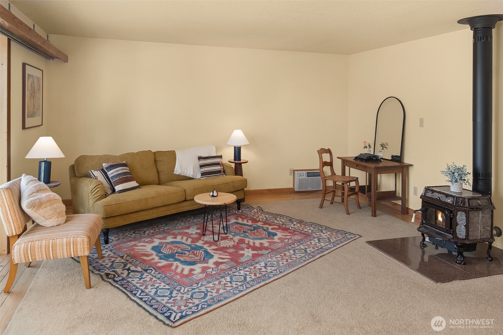 12422 Southwest Bachelor Road Vashon, WA 98070 - Photo 15 of 35