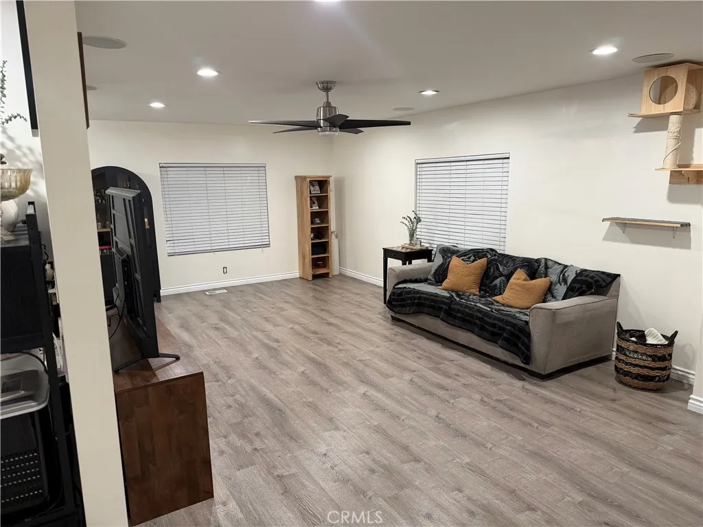 1155 South Riverside Avenue South, Unit 10 Rialto, CA 92376 - Photo 32 of 36