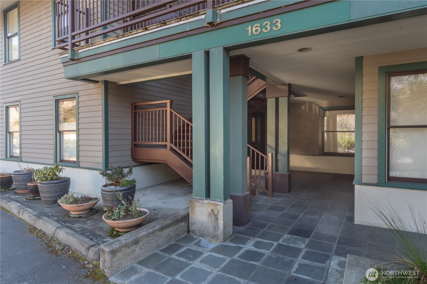 1633 Water Street, Unit 1 Port Townsend, WA 98368 - Photo 25 of 35