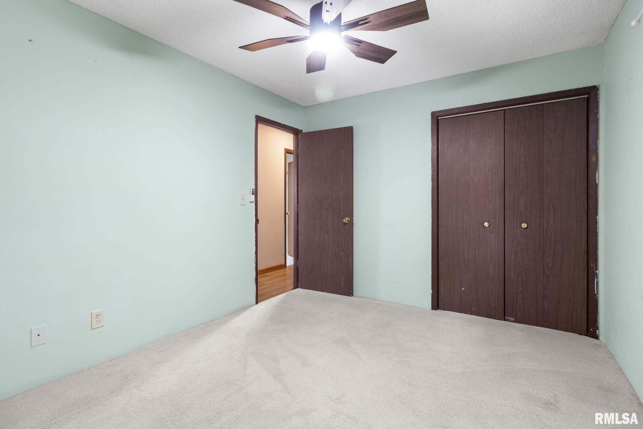 1060 Caprice Road West Frankfort, IL 62896 - Photo 16 of 24