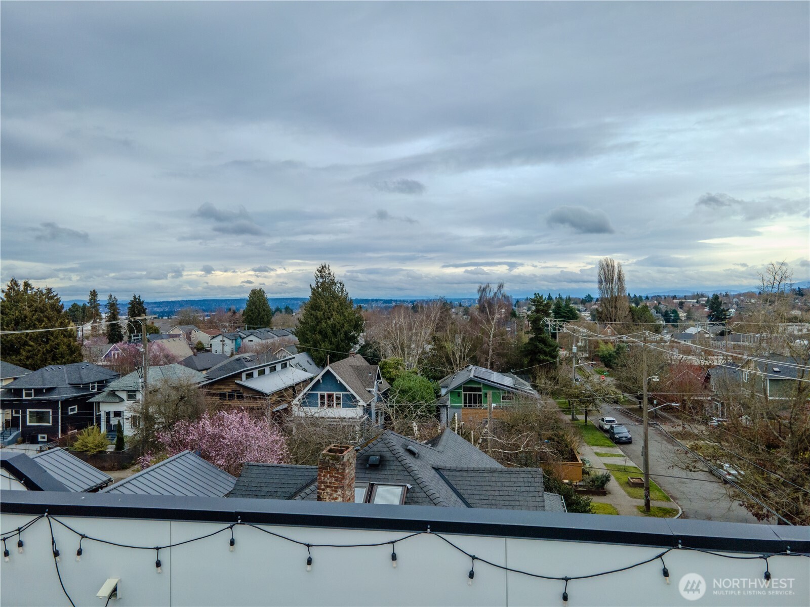 2014 East Pine Street, Unit B Seattle, WA 98122 - Photo 30 of 34