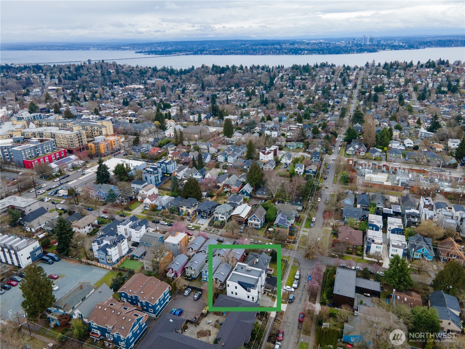 2014 East Pine Street, Unit B Seattle, WA 98122 - Photo 32 of 34