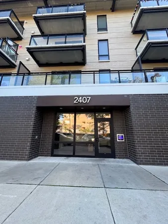 $1,625 | 2407 West Eastwood Avenue, Unit 402, Chicago, IL 60625
