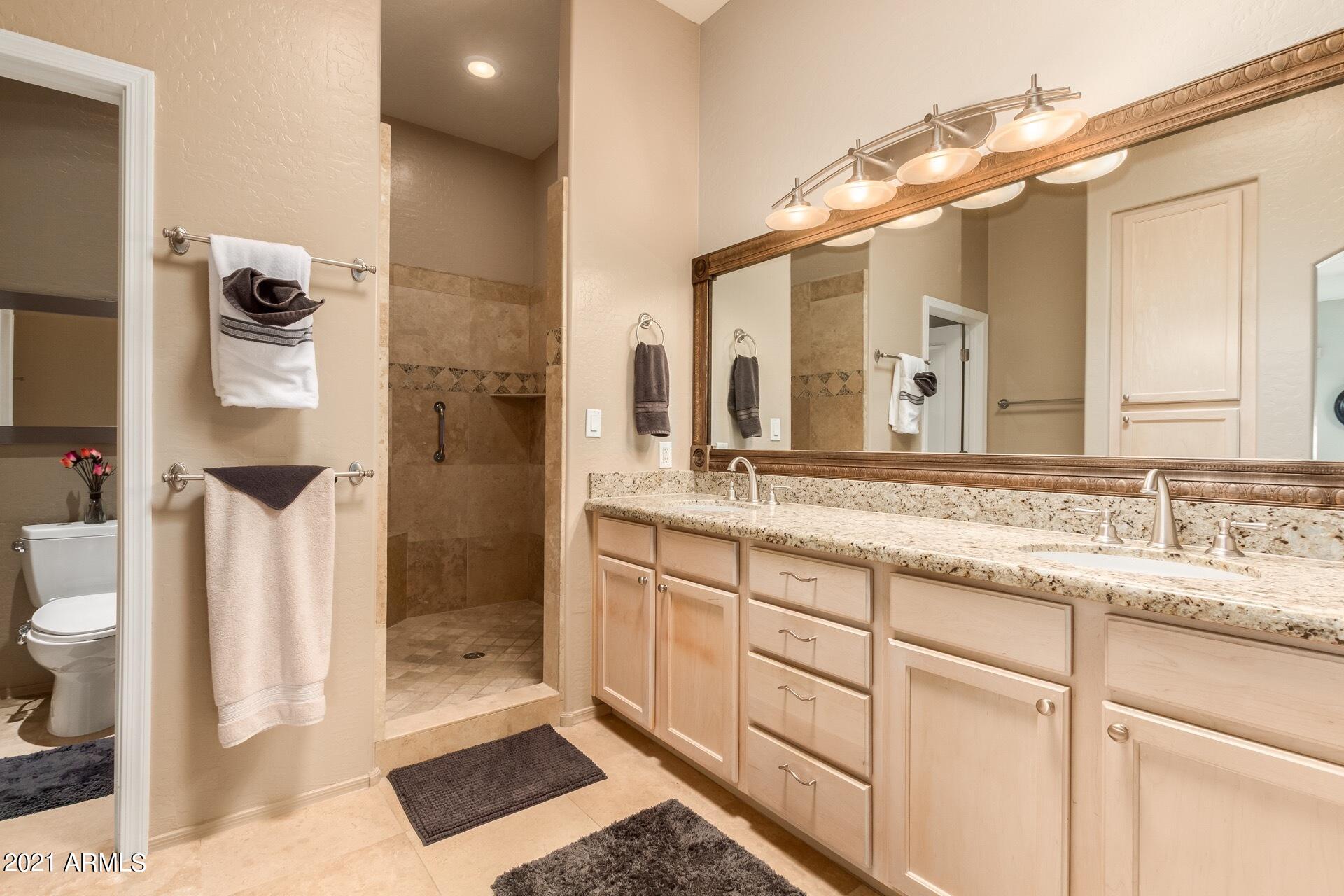 6513 North 18th Place Phoenix, AZ 85016 - Photo 14 of 30 MBath Upper