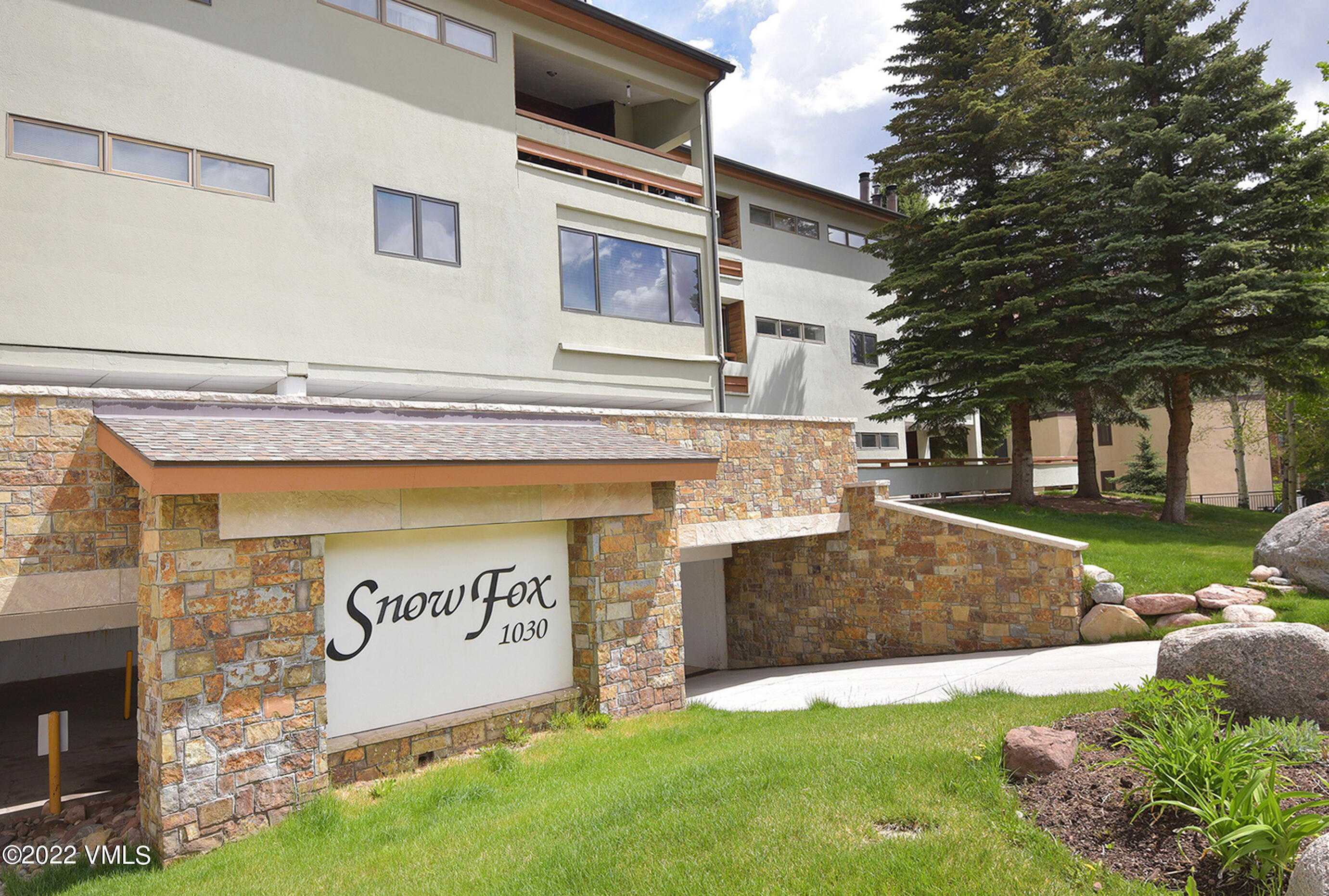 1030 Lions Ridge Loop, Unit 305 Vail, CO 81657 - Photo 22 of 25 22
