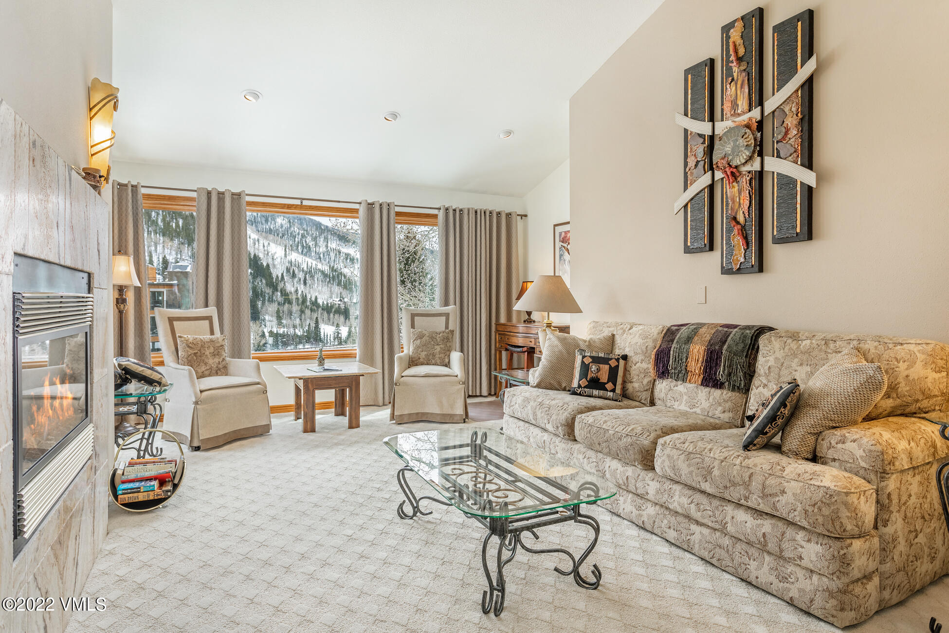 1030 Lions Ridge Loop, Unit 305 Vail, CO 81657 - Photo 3 of 25 Snow Fox 305 MLS-7