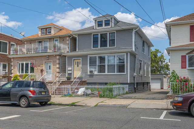 $2,900 | 906 76th Street, Unit 2, North Bergen, NJ 07047