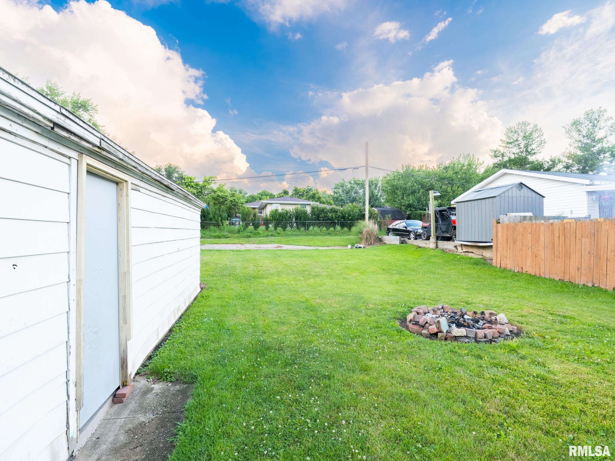 632 Roosevelt Street Creve Coeur, IL 61610 - Photo 36 of 46