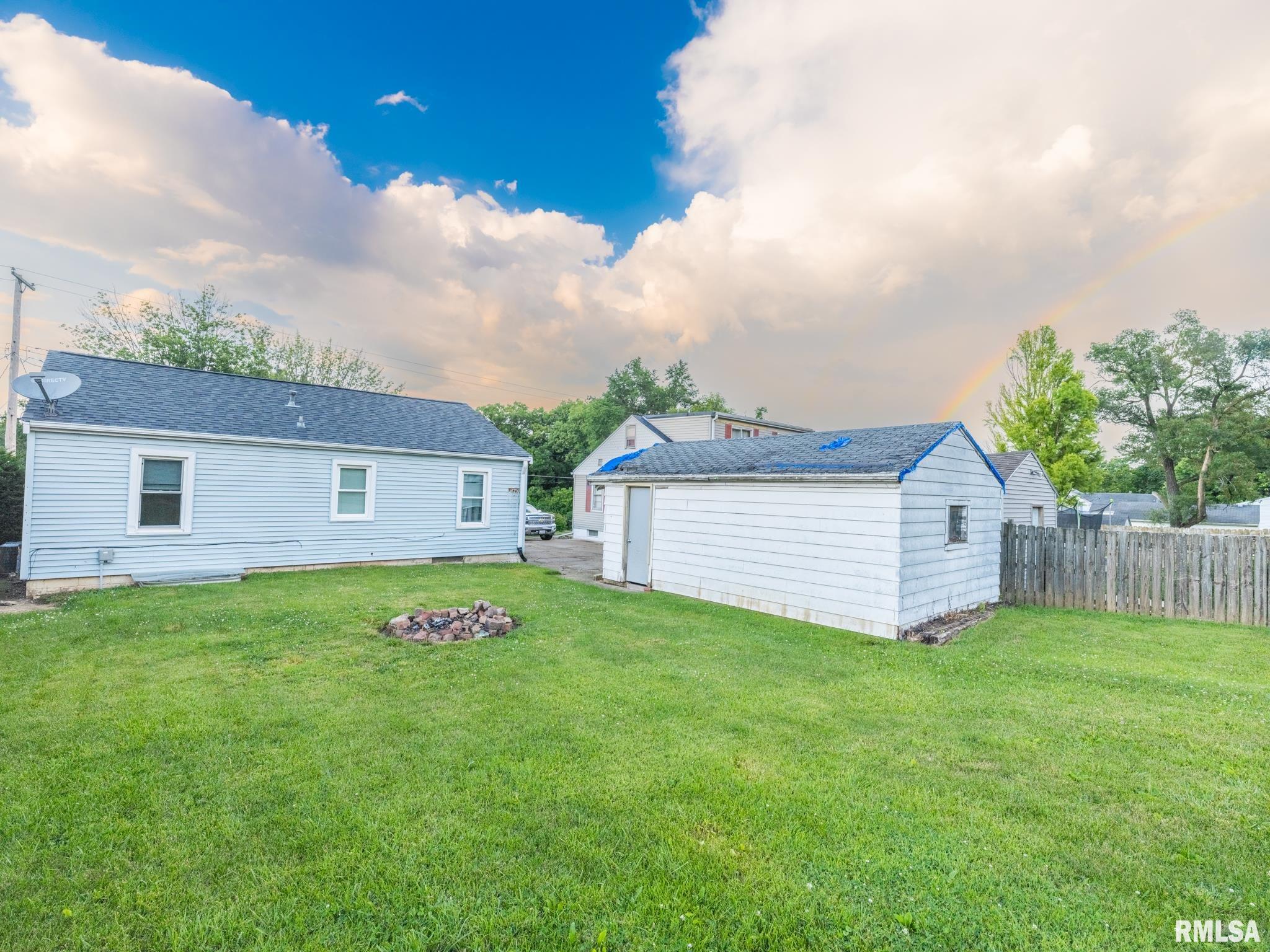 632 Roosevelt Street Creve Coeur, IL 61610 - Photo 40 of 46
