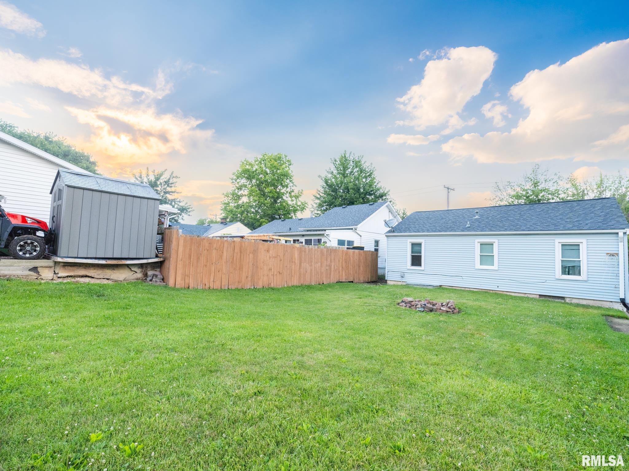 632 Roosevelt Street Creve Coeur, IL 61610 - Photo 42 of 46