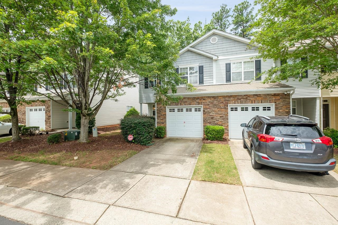 8321 Martello Lane Raleigh, NC 27613 - Photo 2 of 23 Photo 2