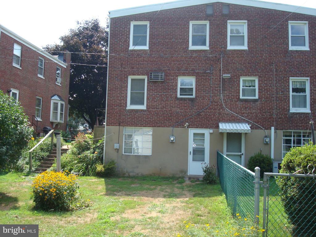 149 Riverside Avenue Lancaster, PA 17602 - Photo 10 of 31 Gallery Image 10