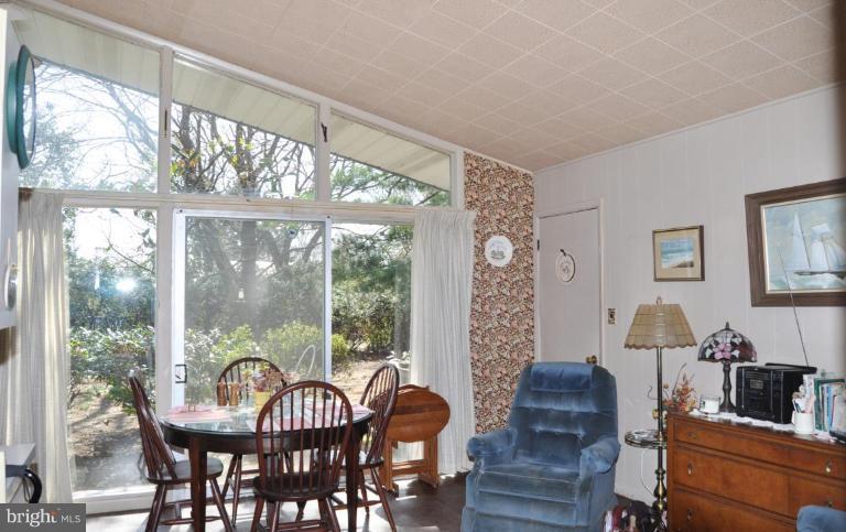 2303 Pot Spring Road Lutherville-Timonium, MD 21093 - Photo 6 of 14 Family Room