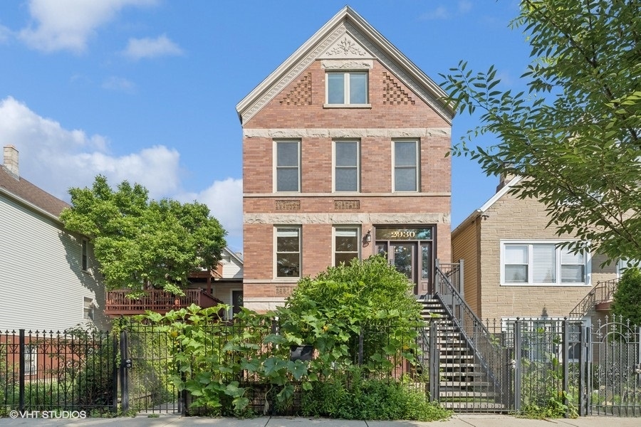 2930 North Gresham Ave