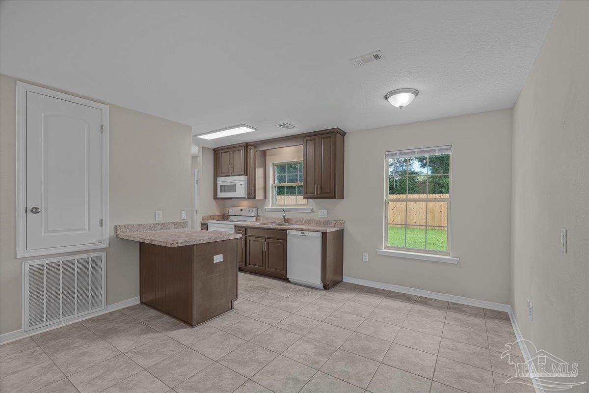 255 Kenmore Road Pensacola, FL 32503 - Photo 19 of 43