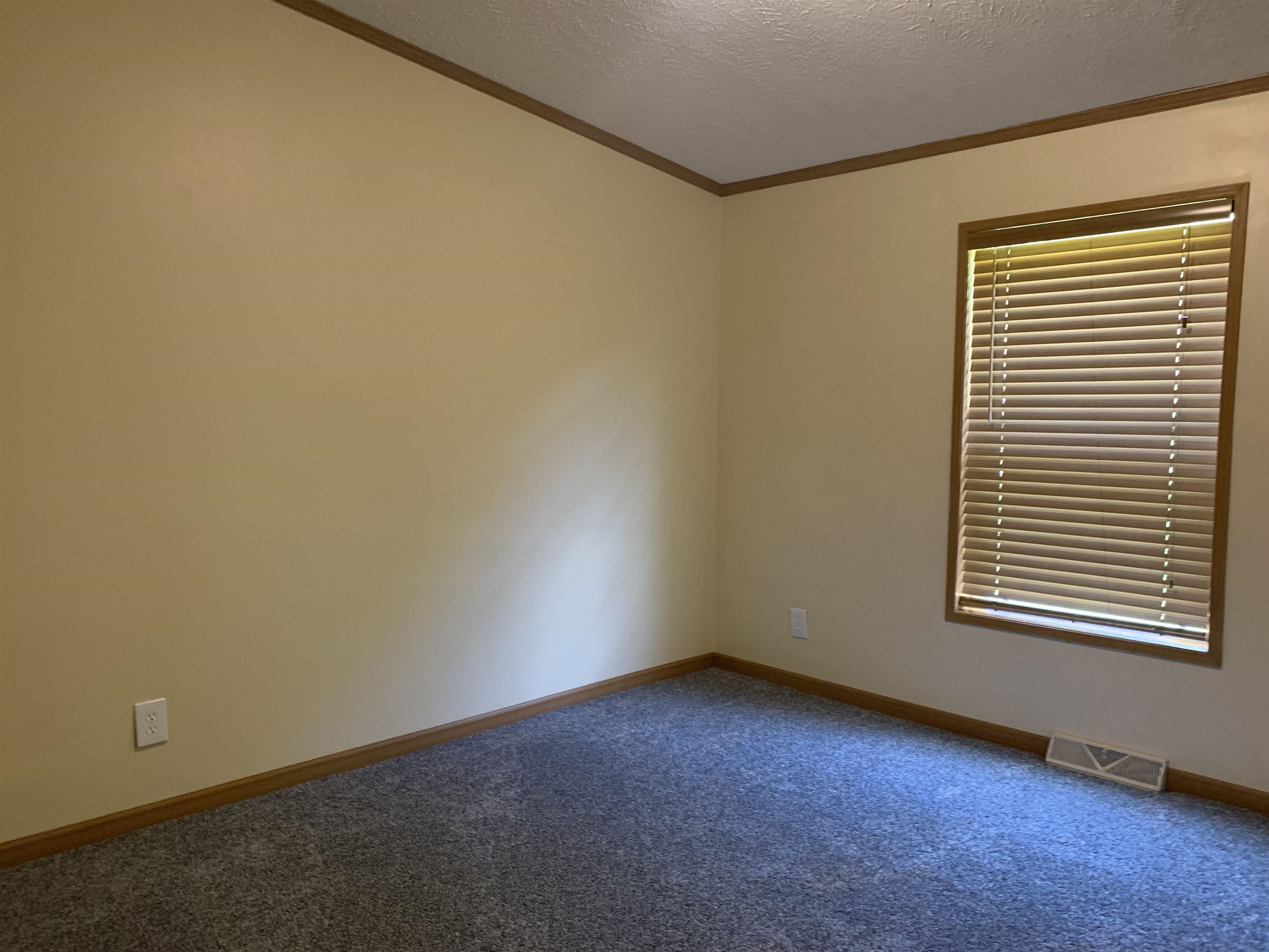 11640 State Highway Grayson, KY 41143 - Photo 11 of 17