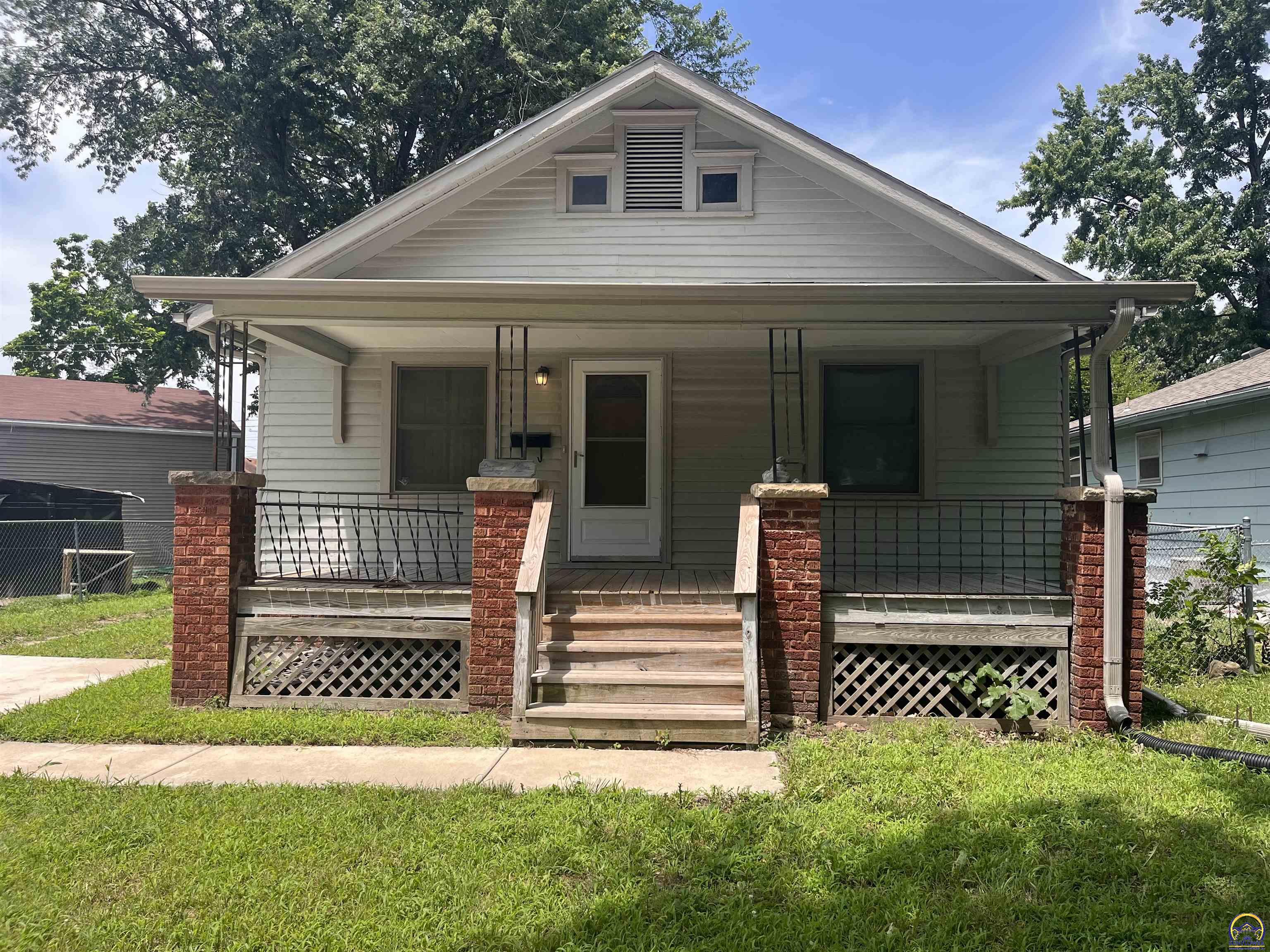 225 Lime Street Topeka, KS 66607 - Photo 1 of 7