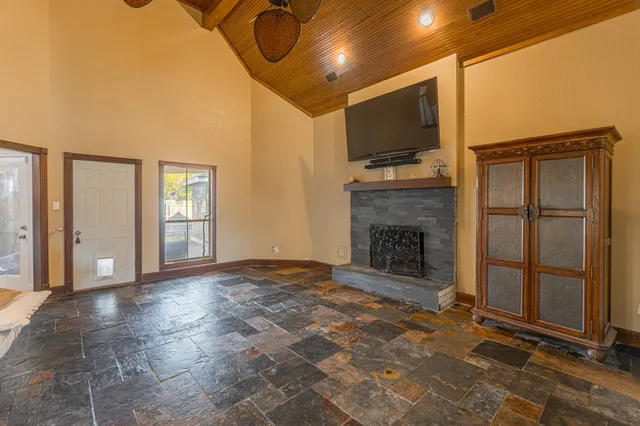 $299,900 | 20015 Bunker Bend Court, Humble, TX 77346