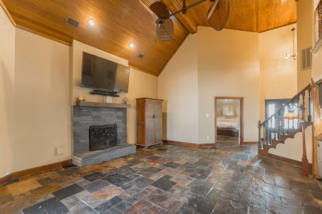 $299,900 | 20015 Bunker Bend Court, Humble, TX 77346