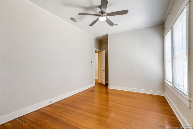 $2,350 | 110 Eaton Street, Alamo Heights, TX 78209