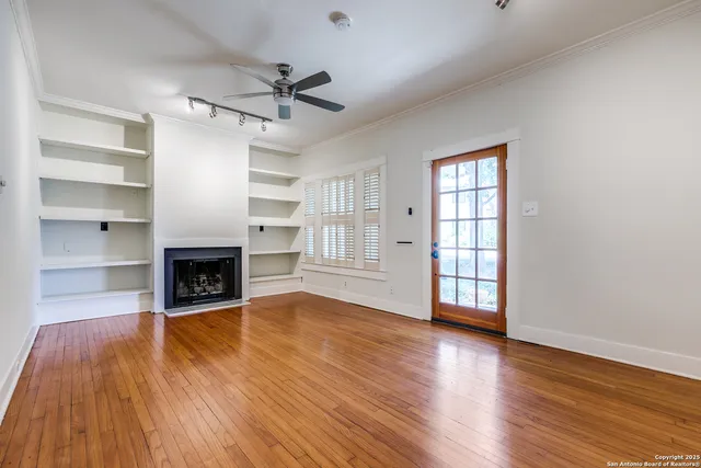 $2,350 | 110 Eaton Street, Alamo Heights, TX 78209