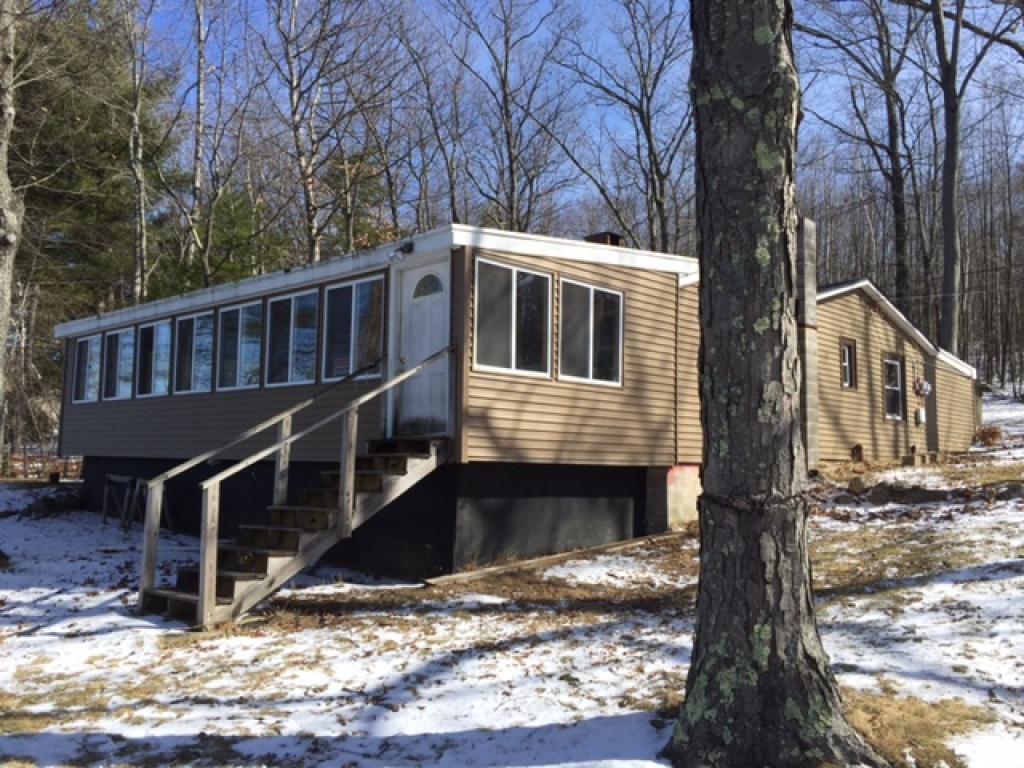 48 Estee Road Hampstead, NH 03841 - Photo 3 of 8