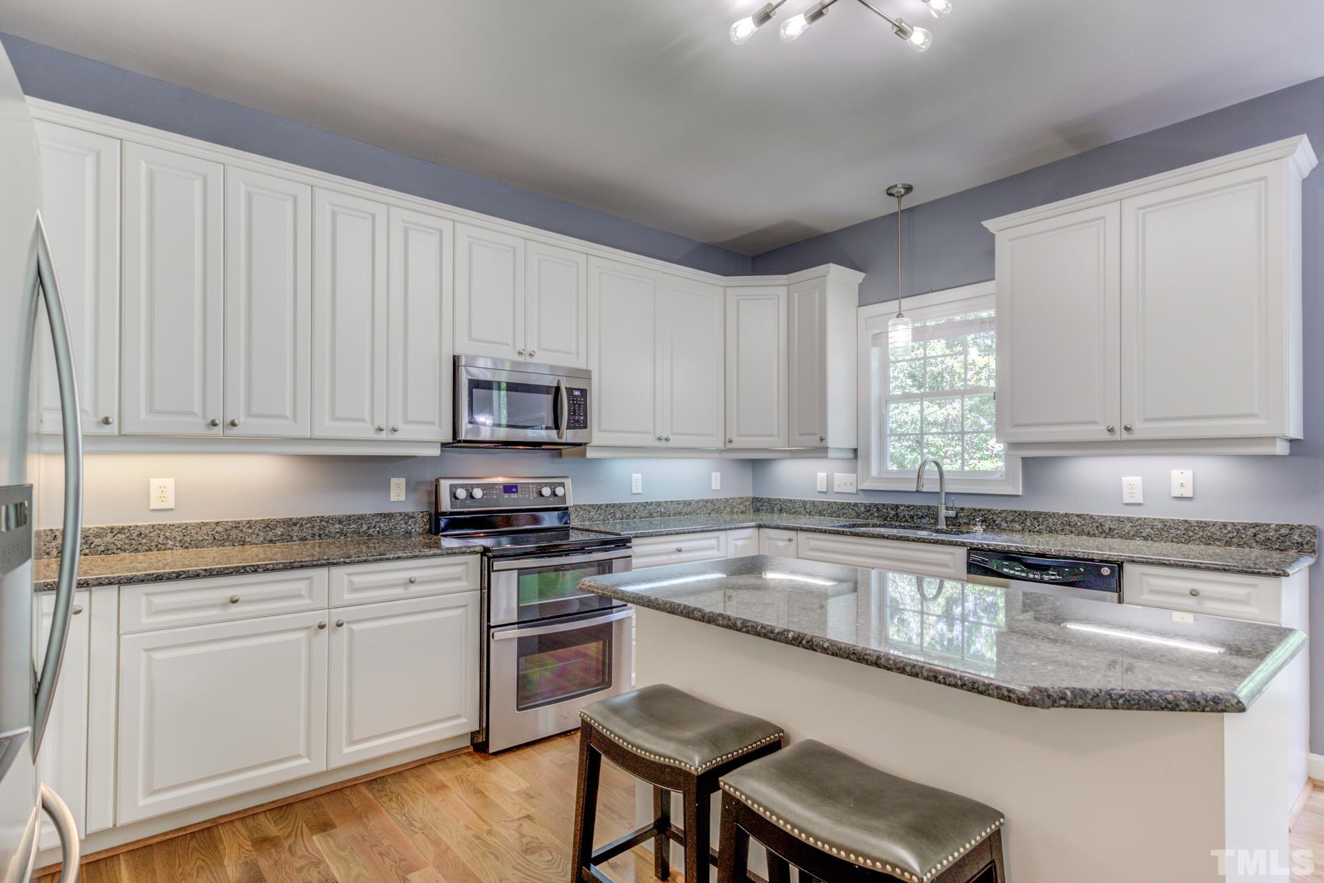 7909 Ocoee Court Raleigh, NC 27612 - Photo 7 of 30 Gallery Image 7