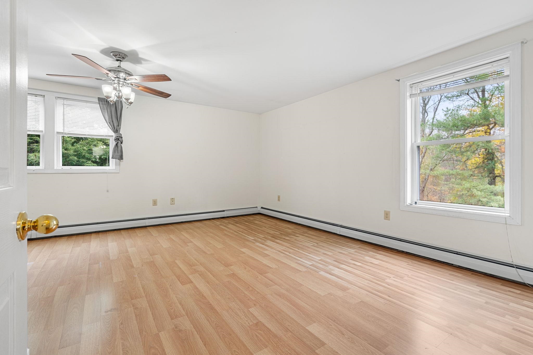 534 Bodwell Road Manchester, NH 03109 - Photo 11 of 37