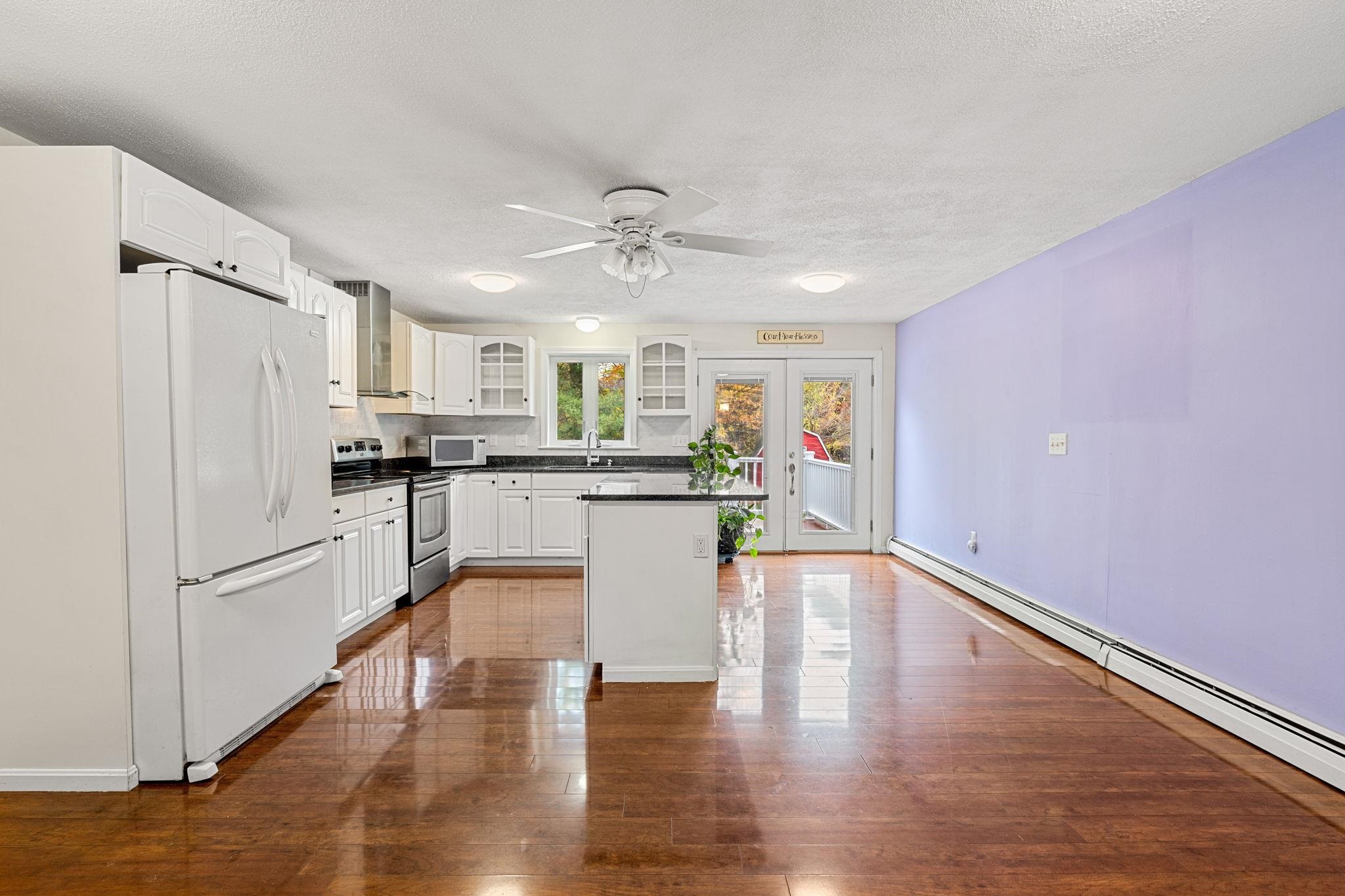 534 Bodwell Road Manchester, NH 03109 - Photo 23 of 37