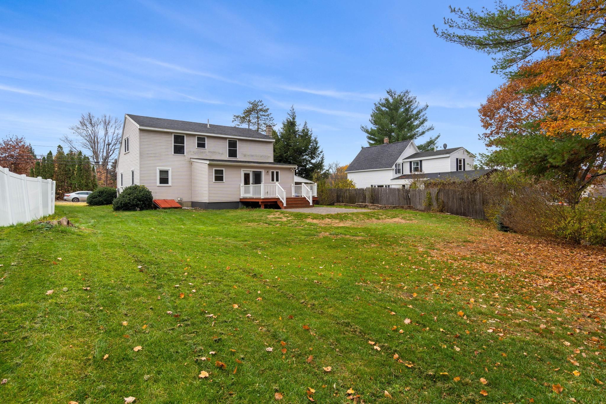 534 Bodwell Road Manchester, NH 03109 - Photo 35 of 37