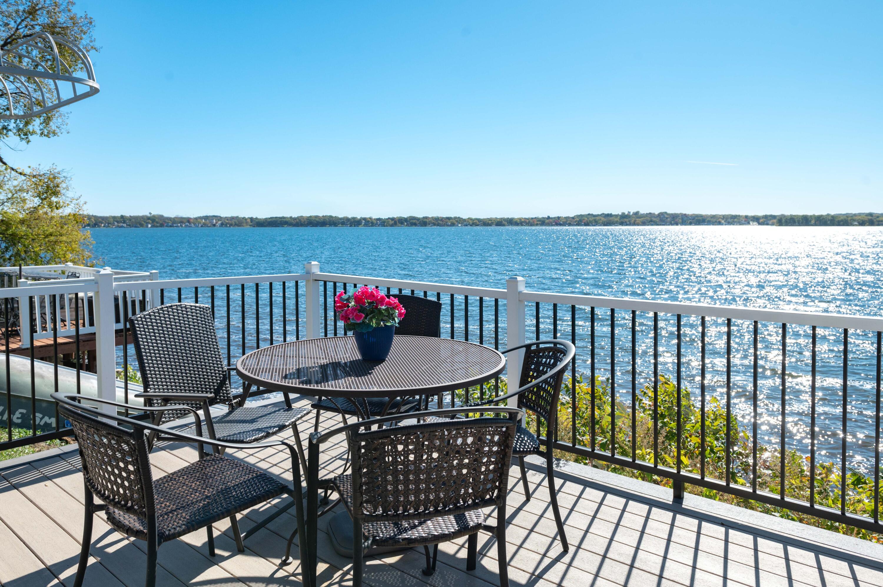 N39W27485 Hillside Grove Road Pewaukee, WI 53072 - Photo 3 of 35 Hillside-27