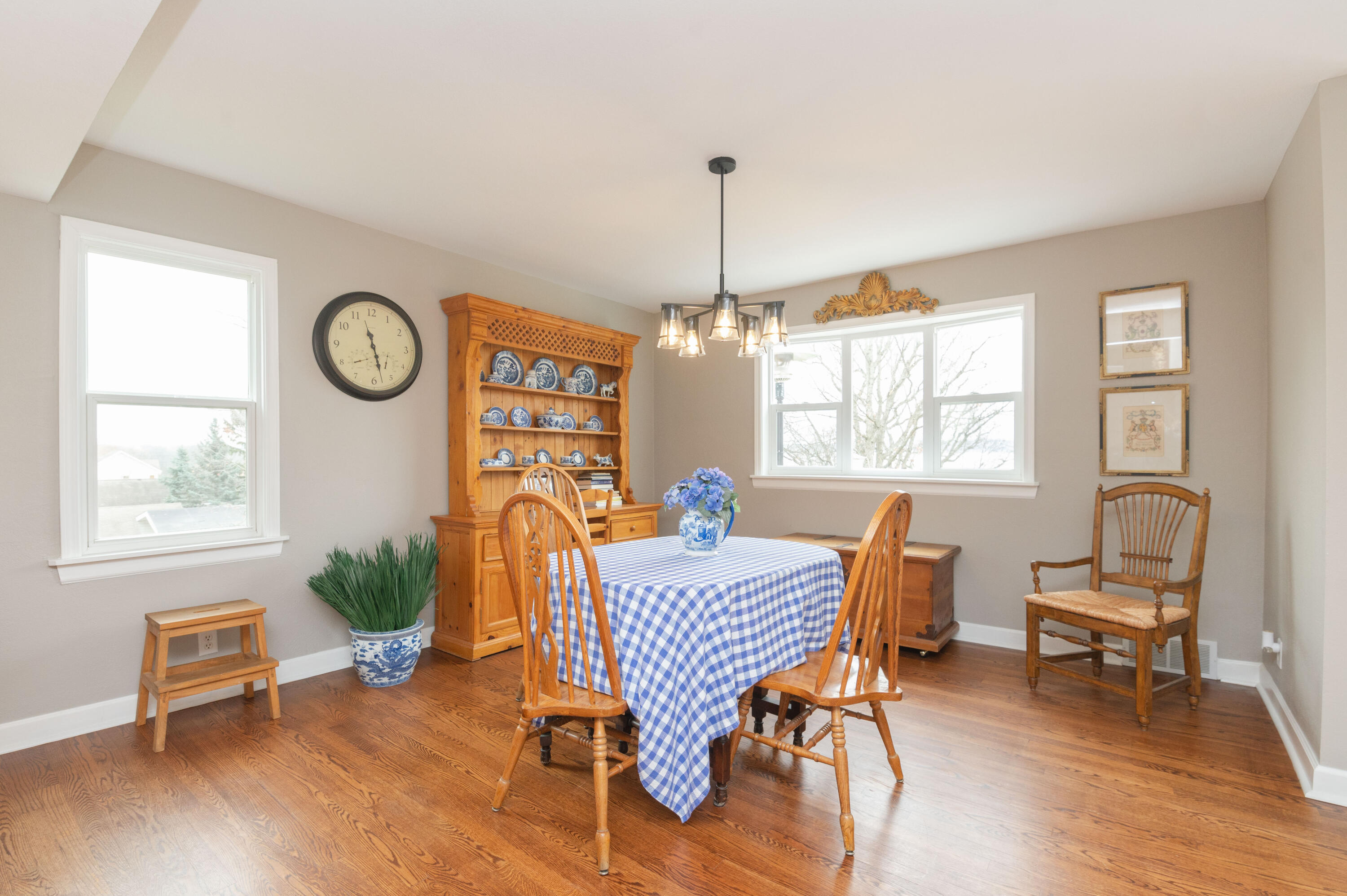 N39W27485 Hillside Grove Road Pewaukee, WI 53072 - Photo 7 of 35 HillsideInterior-5