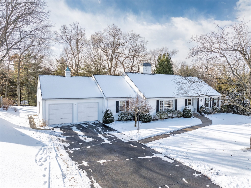 77 Arlington Road Longmeadow, MA 01106 - Photo 1 of 42 Gallery Image 1