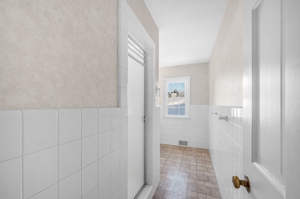 77 Arlington Road Longmeadow, MA 01106 - Photo 30 of 42 Gallery Image 30